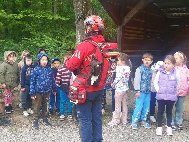 Za Dan planete Zemlje Medvjedići učili o snalaženju u prirodi