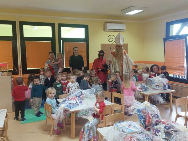 Sveti Nikola u vrtiću